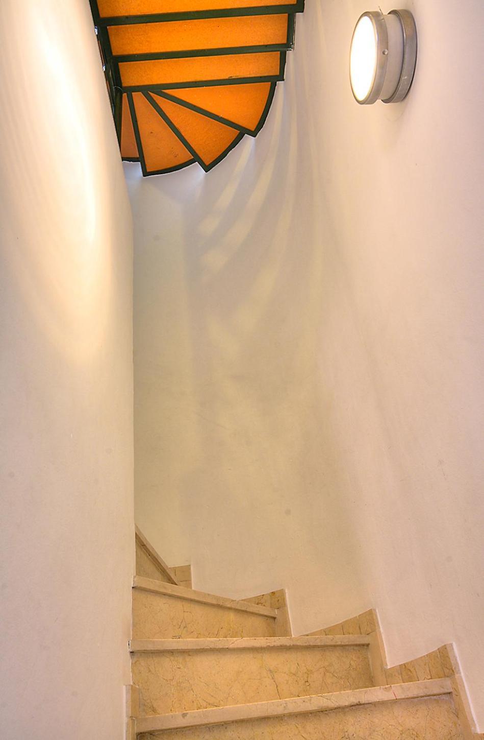 Apartamento Torre De La Plata Sevilla Eksteriør billede